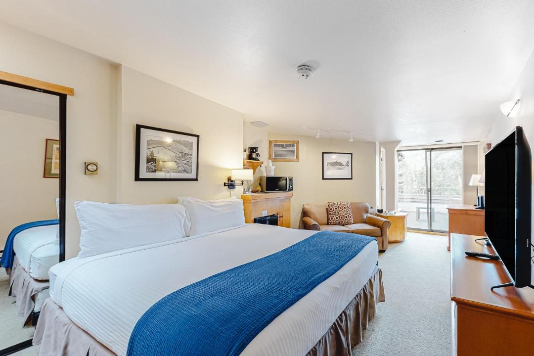 Photo of Bedroom in West End