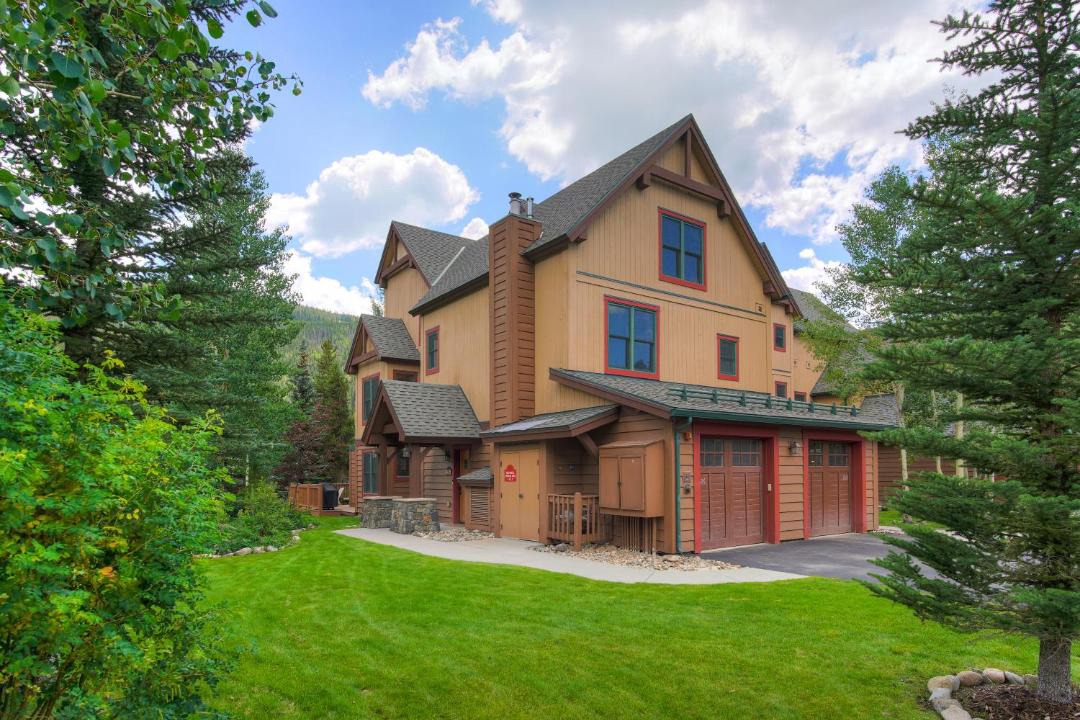 Photo of Buildings in Keystone