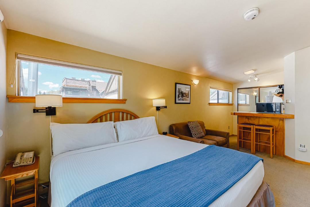 Photo of Bedroom in West End