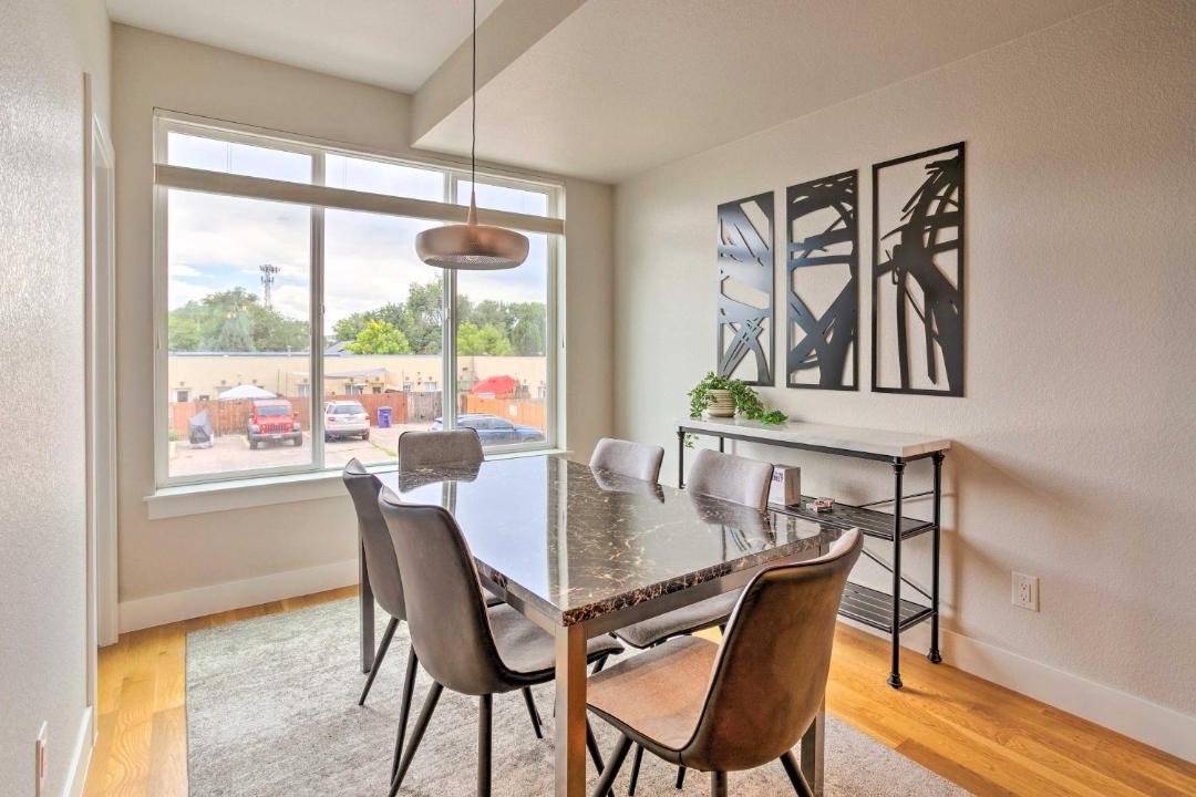 Photo of Livingroom in West Colfax