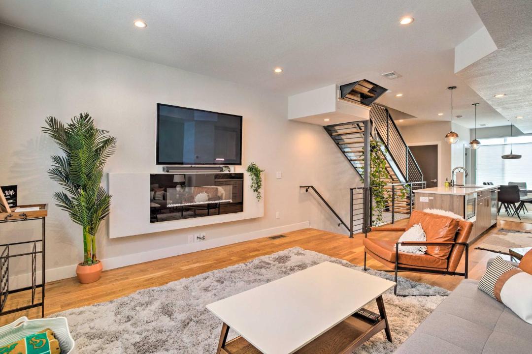 Photo of Livingroom in West Colfax