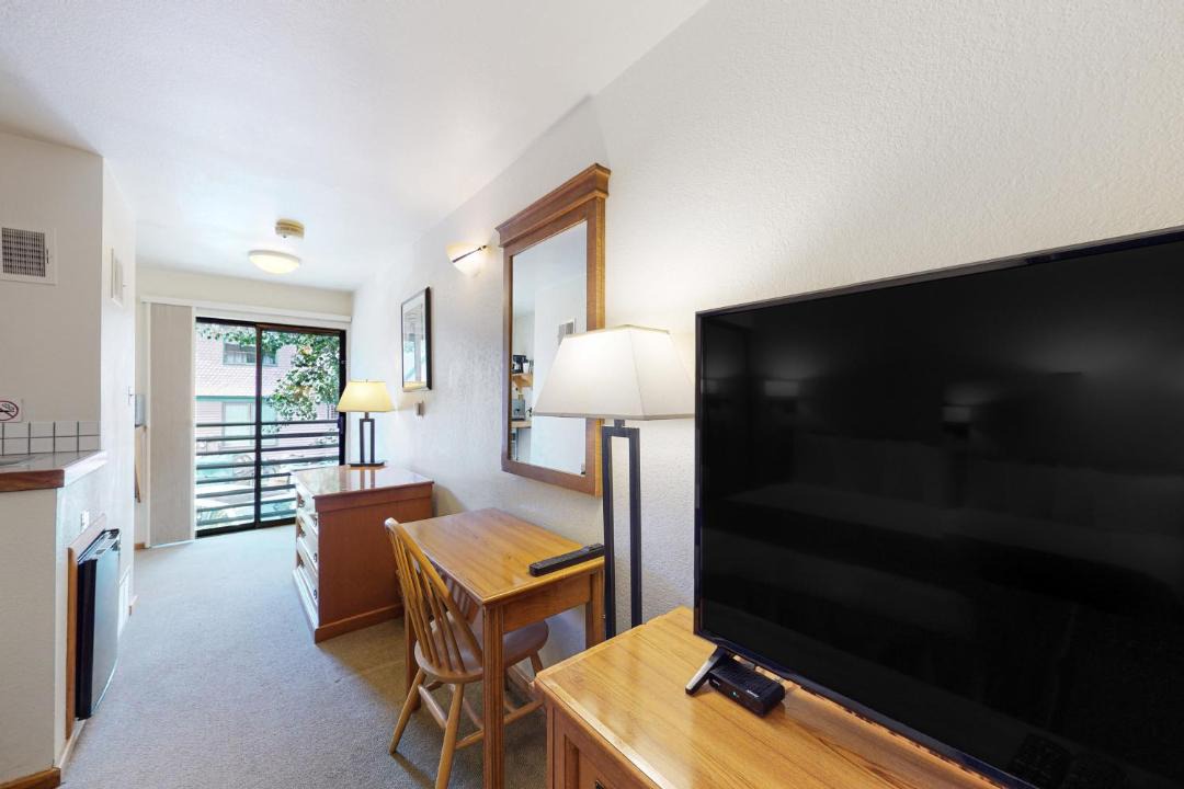 Photo of Livingroom in West End