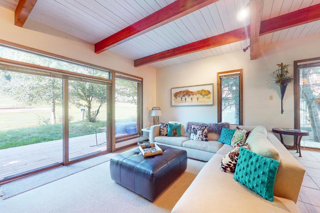 Photo of Livingroom in Eagle-Vail