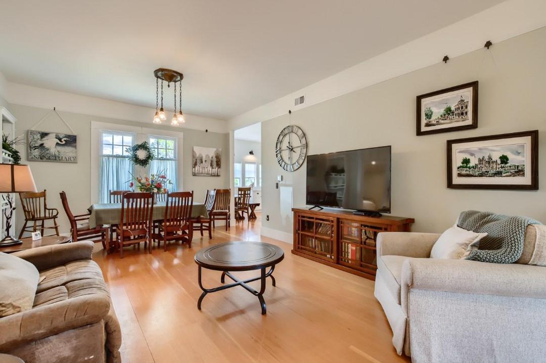 Photo of Livingroom in Castle Rock