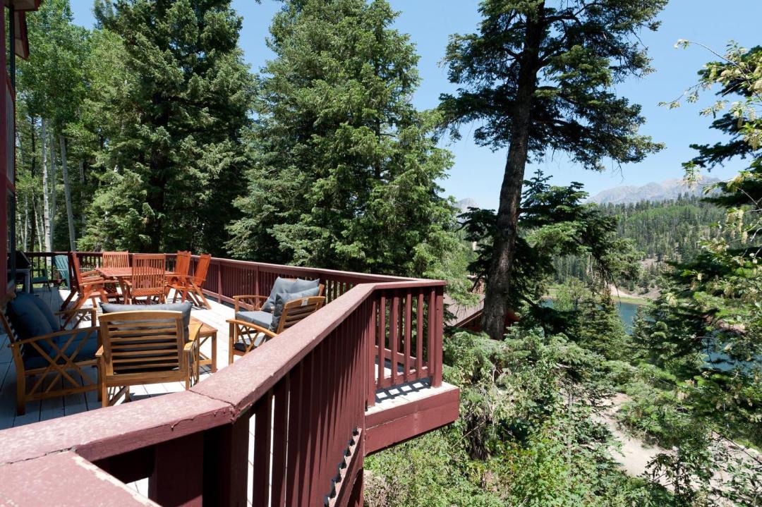Photo of Patio Balcony in Columbine Lake