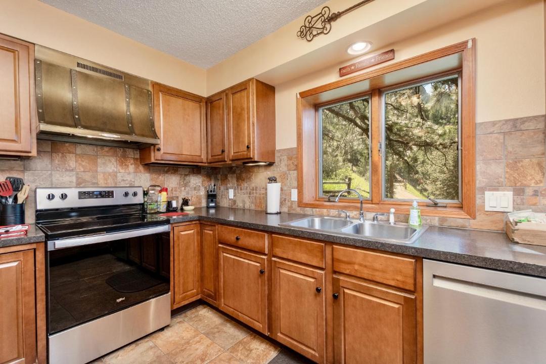 Photo of Others in Windcliff Estates