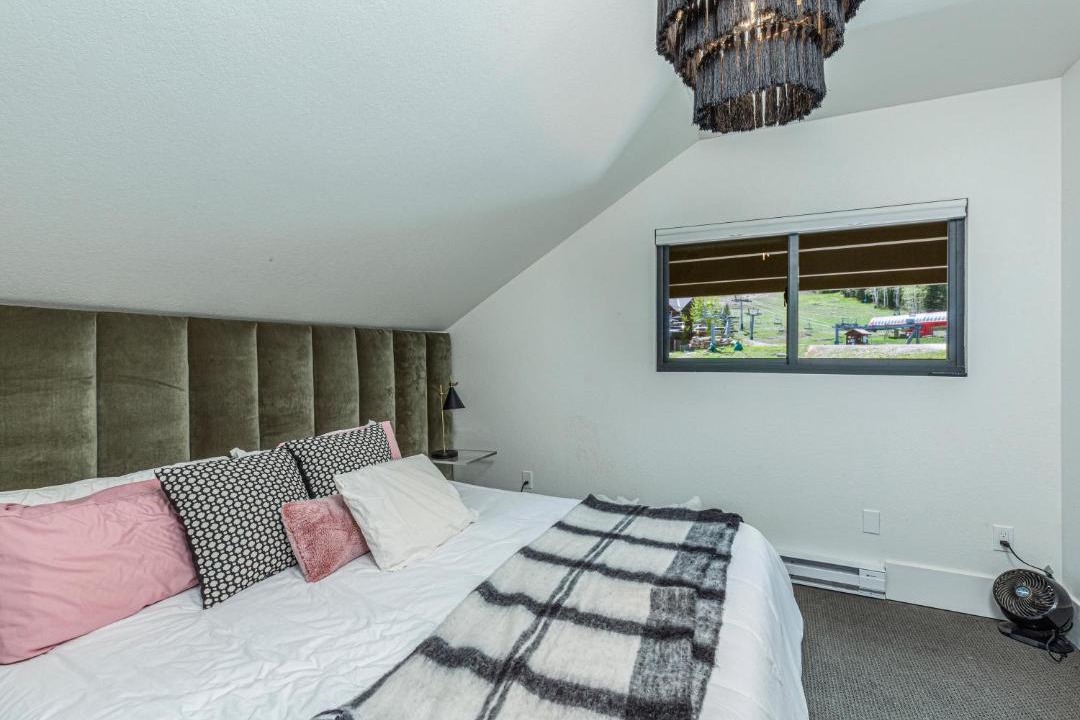 Photo of Bedroom in Purgatory