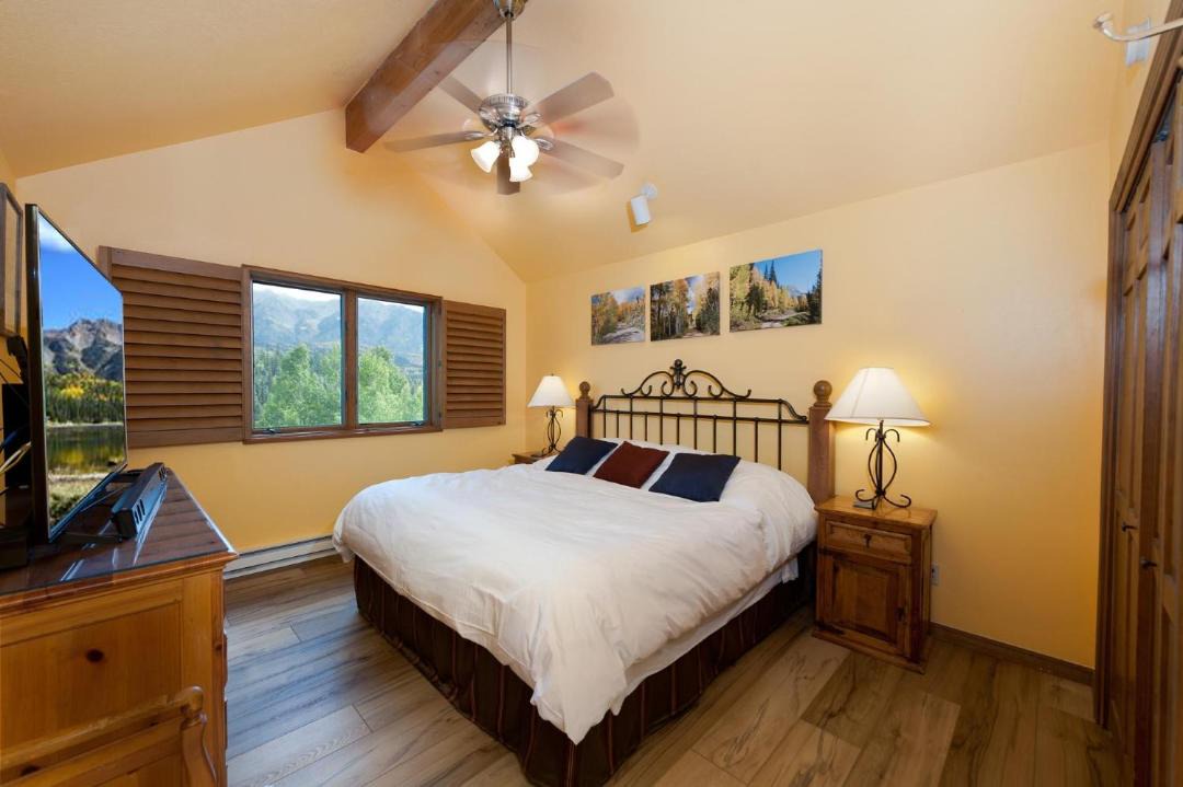 Photo of Bedroom in Purgatory