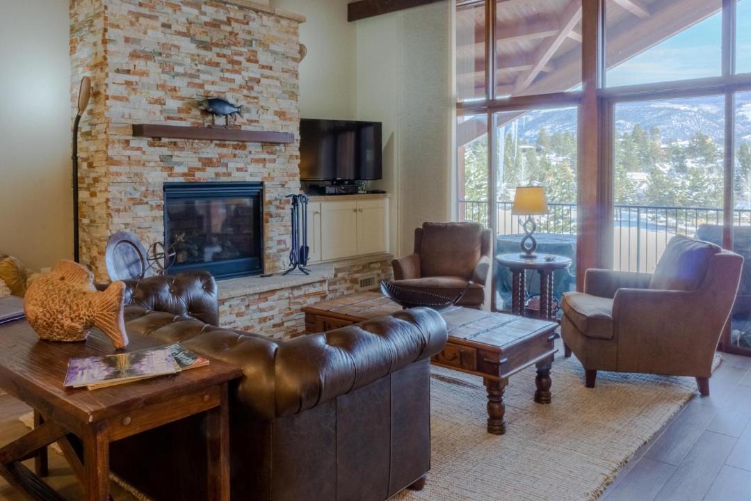 Photo of Livingroom in Purgatory
