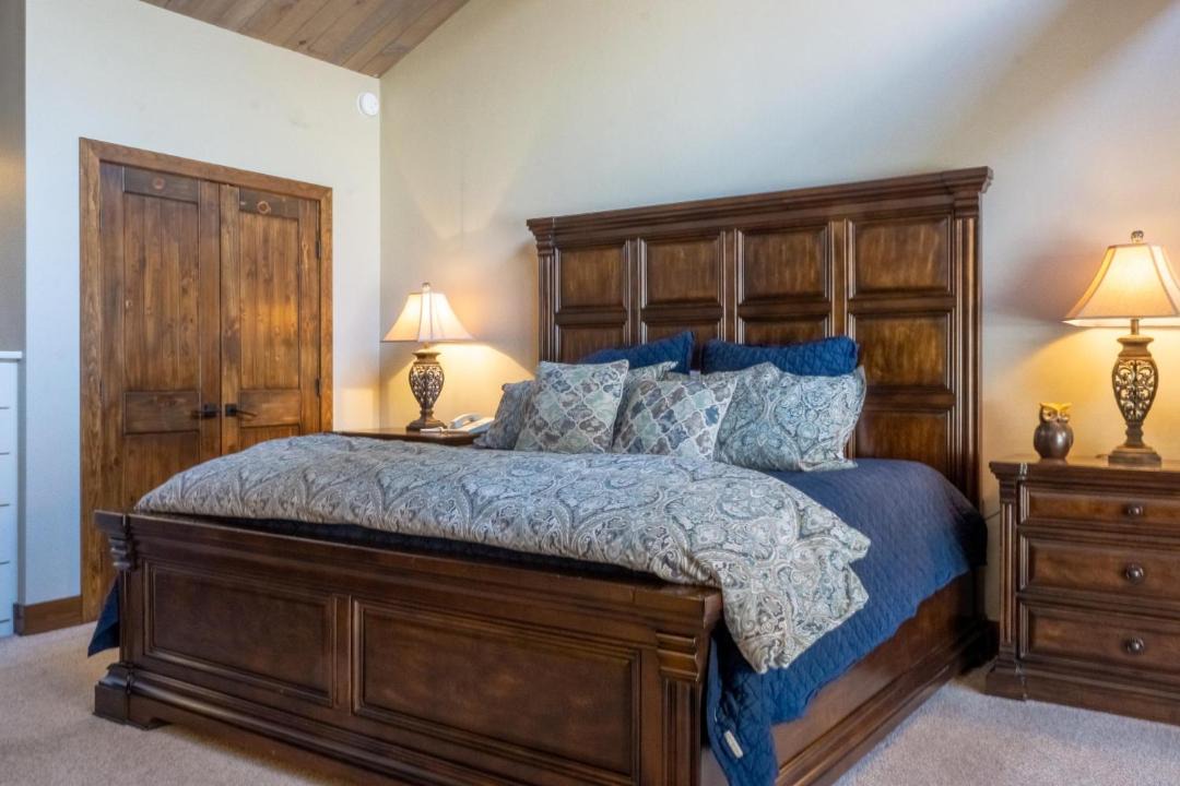Photo of Bedroom in Purgatory