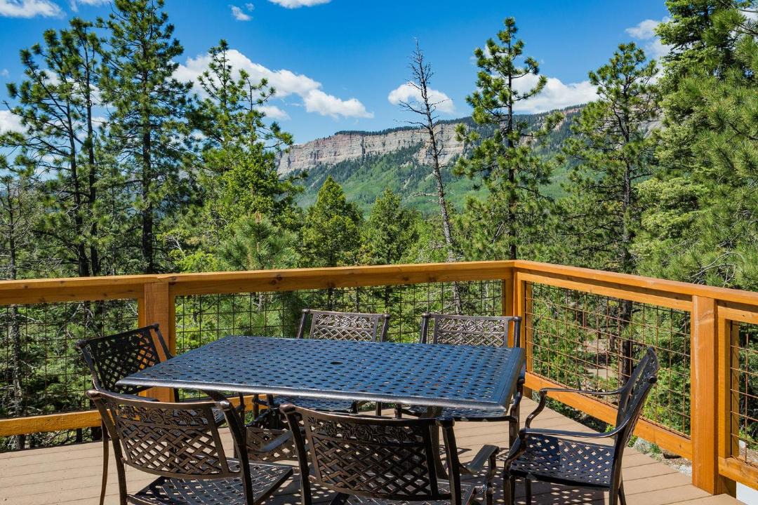 Photo of Patio Balcony in Columbine Lake