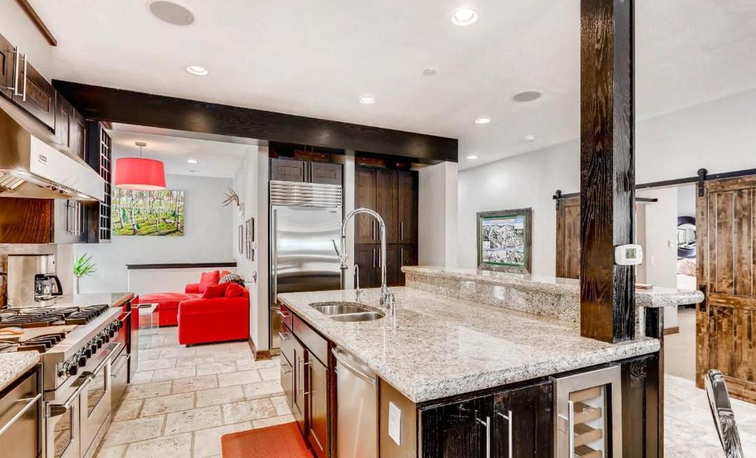 Photo of Kitchen in Highland Meadows