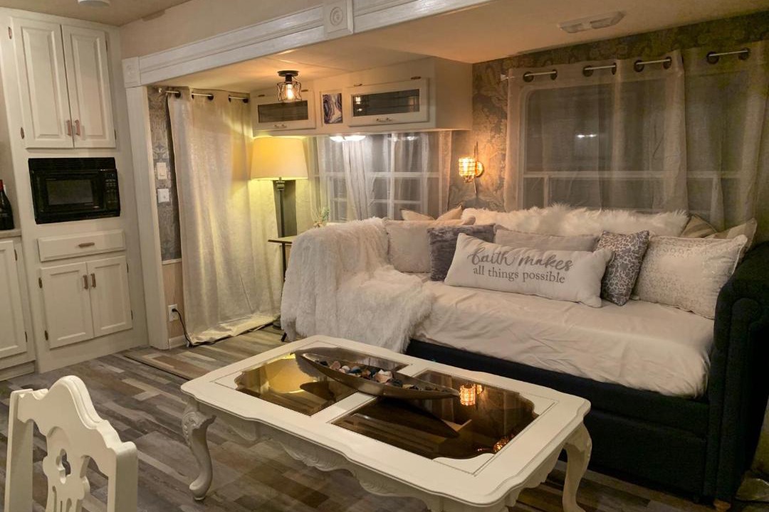 Photo of Livingroom in Pueblo