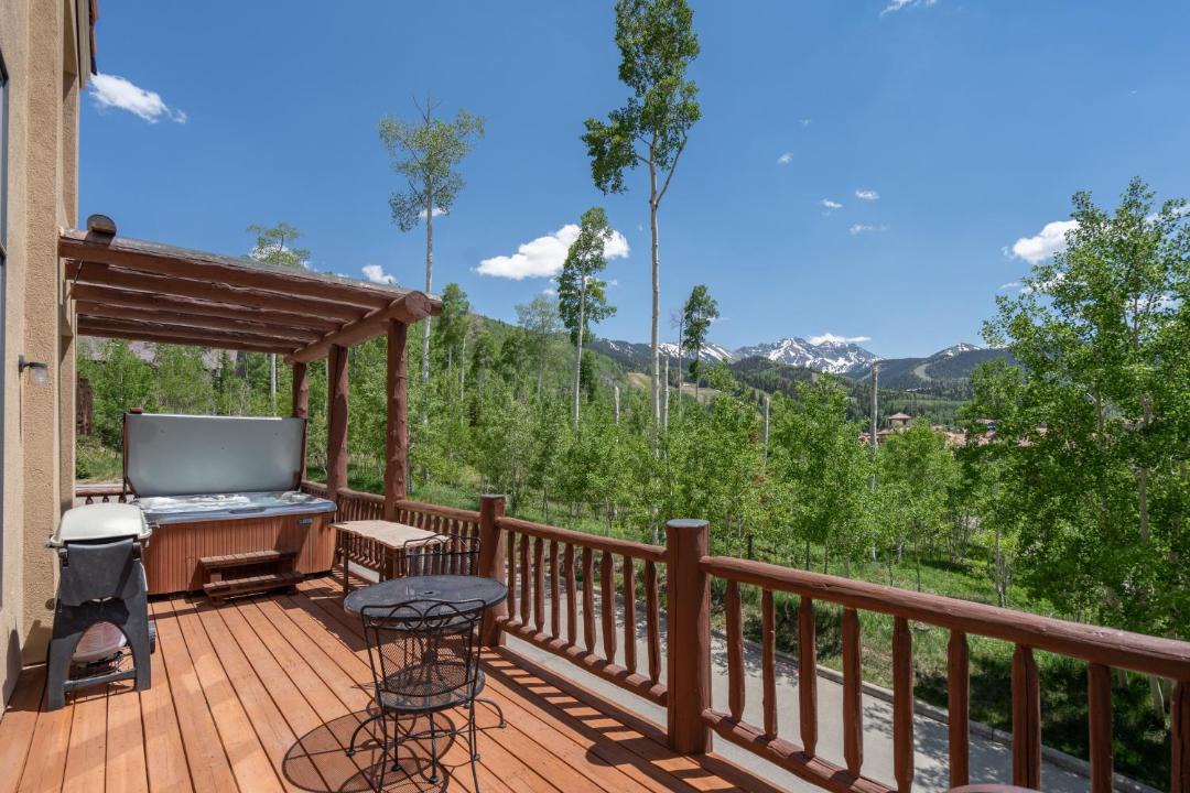 Photo of Patio Balcony in Mountain Village