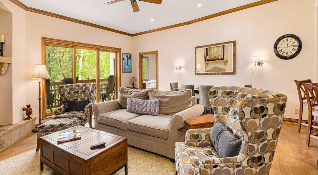 Photo of Livingroom in Beaver Creek