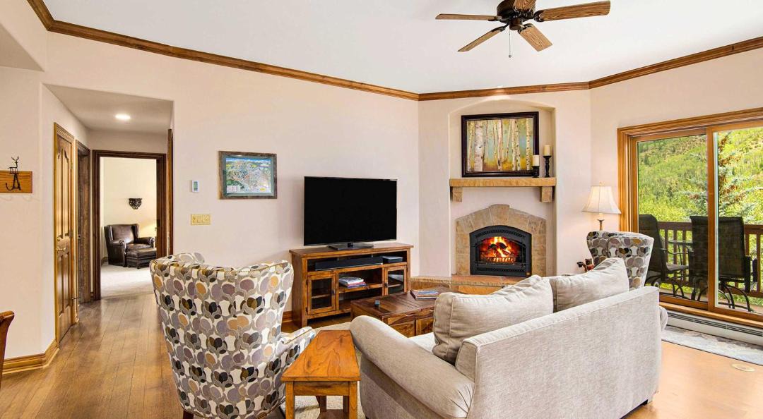 Photo of Livingroom in Beaver Creek