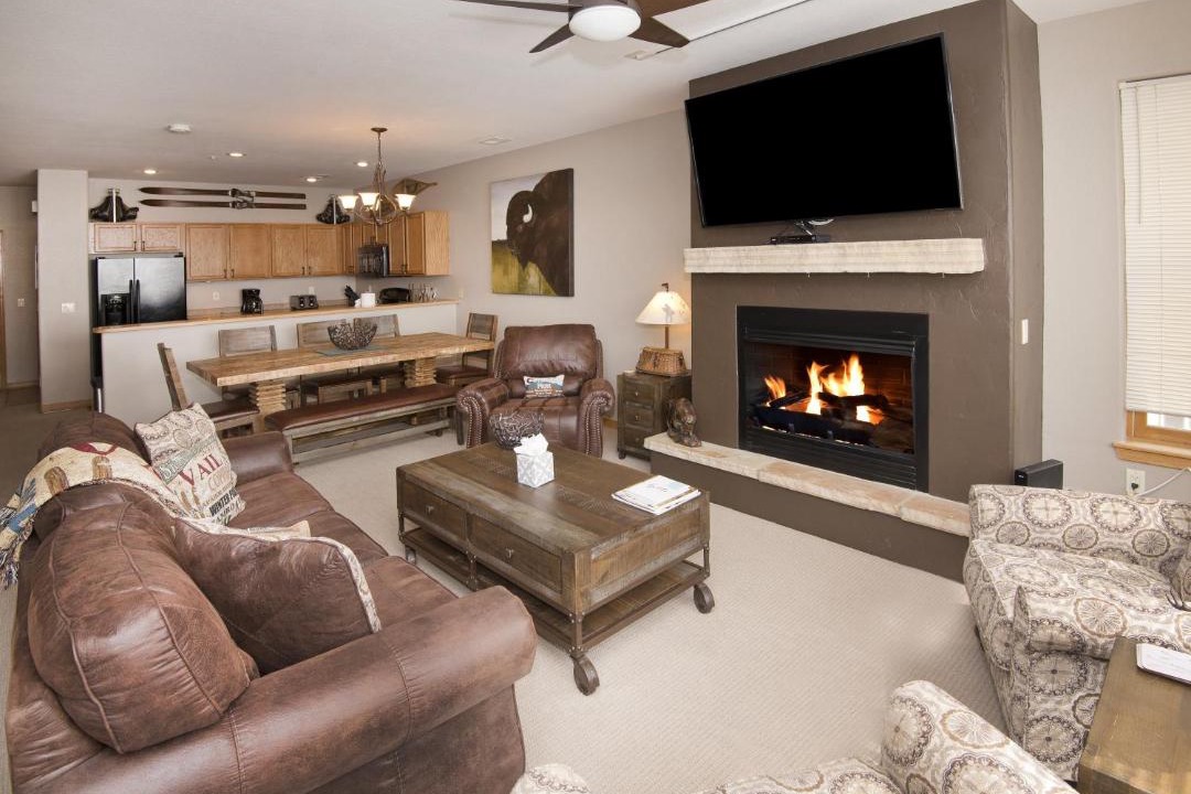 Photo of Livingroom in Avon