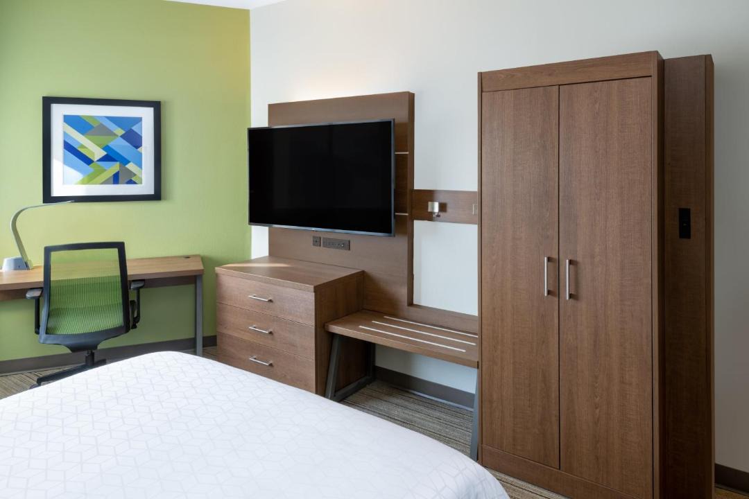 Photo of Bedroom in Southeast Colorado Springs