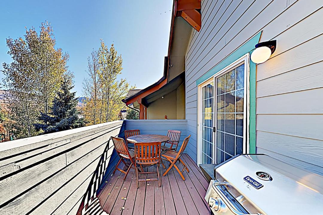 Photo of Patio Balcony in Edwards