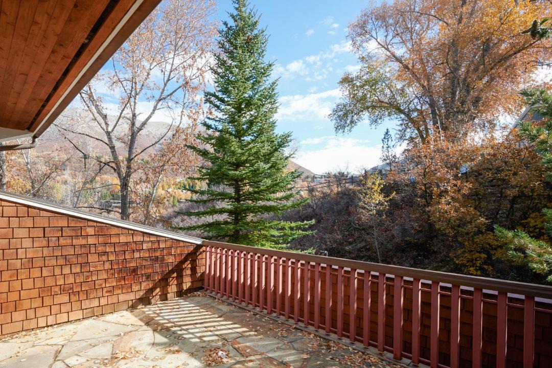 Photo of Patio Balcony in West End