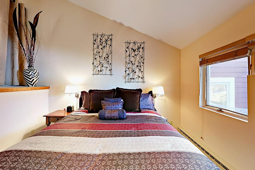 Photo of Bedroom in Edwards