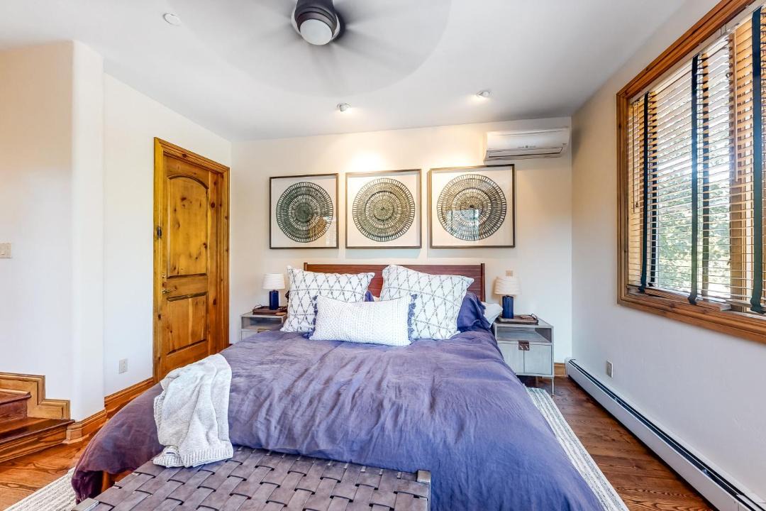 Photo of Bedroom in Edwards