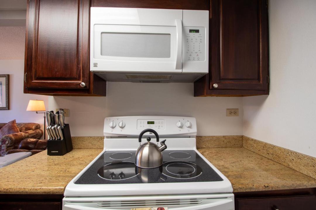 Photo of Kitchen in Peak 9