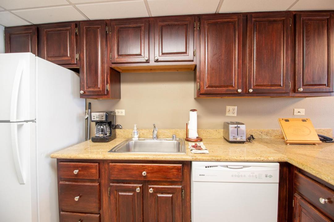 Photo of Kitchen in Peak 9