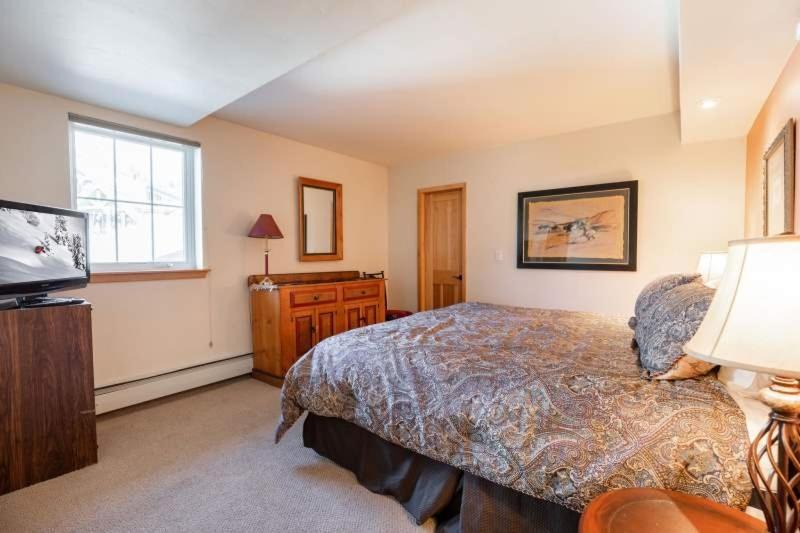 Photo of Bedroom in Vail