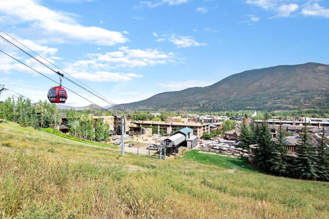 Photo of Others in Aspen