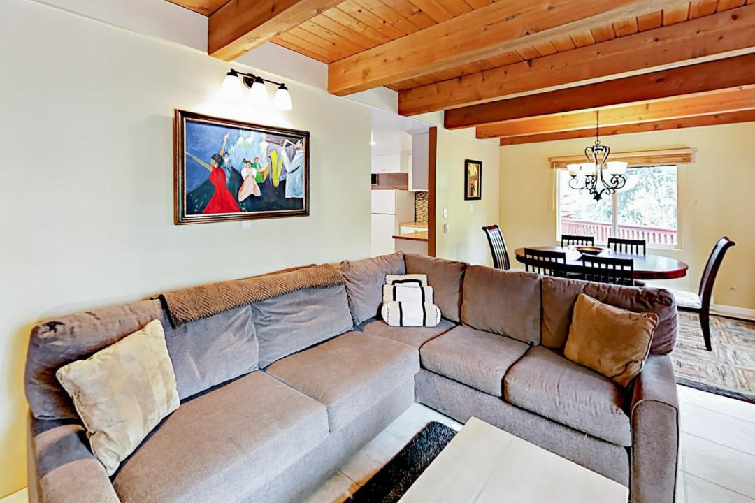 Photo of Livingroom in Intermountain