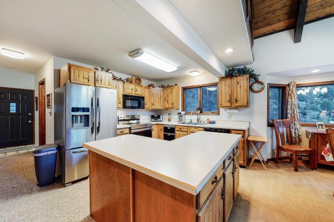 Photo of Kitchen in Columbine Lake