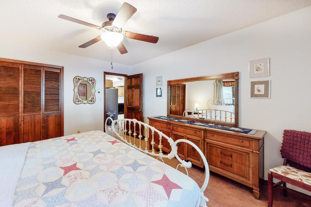 Photo of Bedroom in Columbine Lake