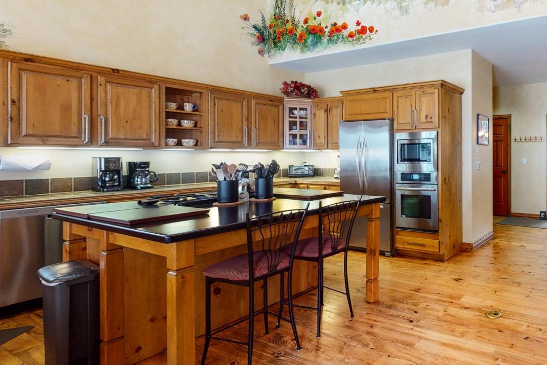 Photo of Kitchen in Edwards