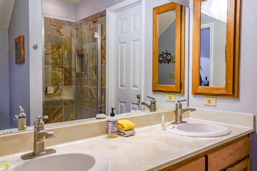 Photo of Bathroom in Purgatory
