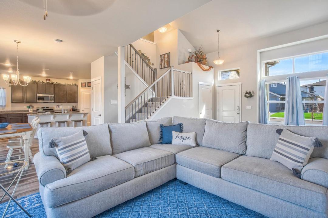 Photo of Livingroom in Security-Widefield