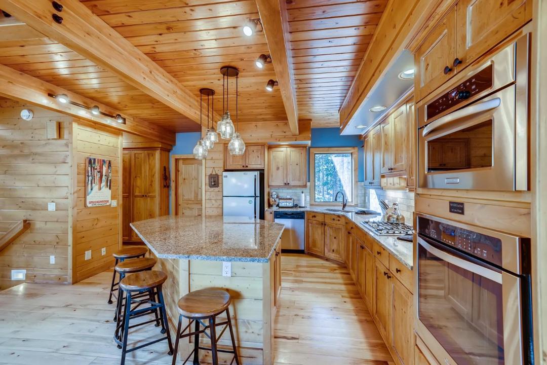 Photo of Kitchen in Warrior's Mark West