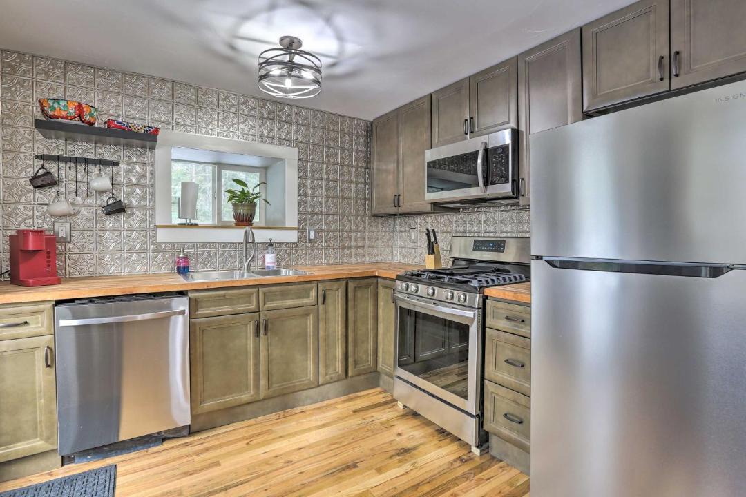 Photo of Kitchen in Evergreen Meadows