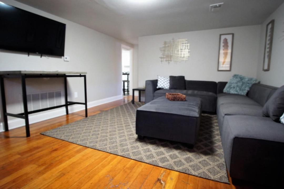 Photo of Livingroom in Greeley