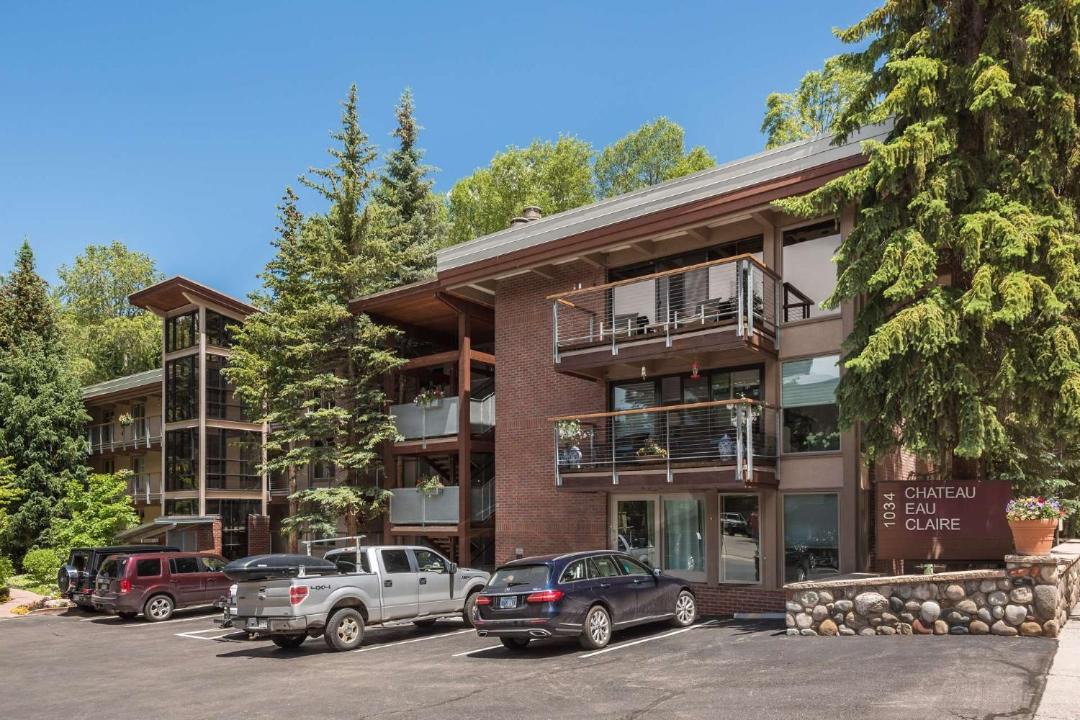 Photo of Buildings in Aspen