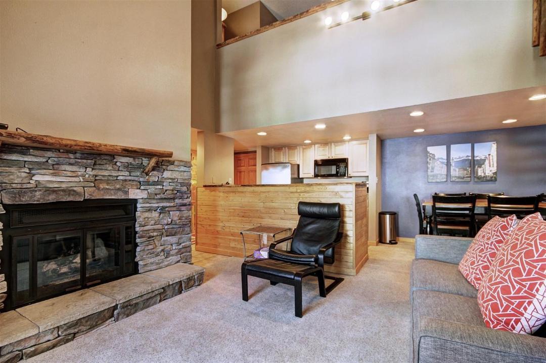 Photo of Livingroom in Copper Mountain Village
