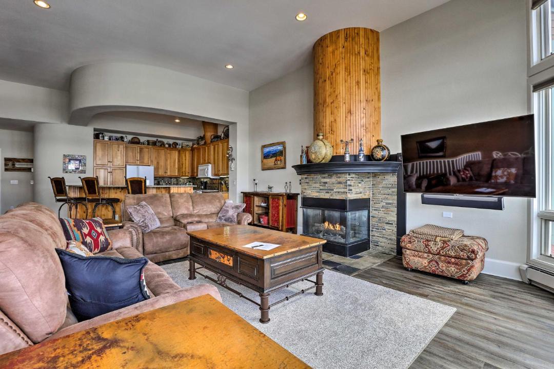 Photo of Livingroom in Fraser