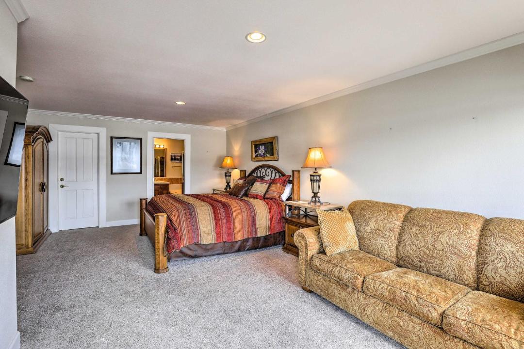 Photo of Livingroom in Fraser