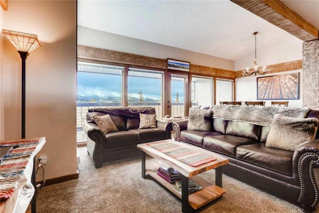 Photo of Livingroom in Woodmoor