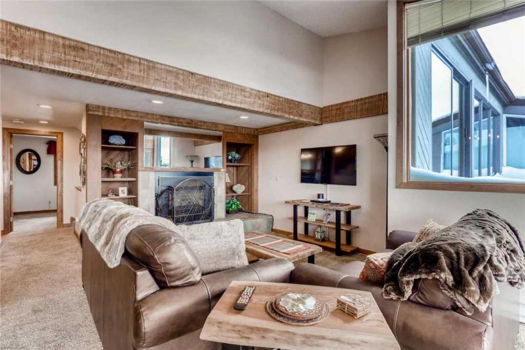 Photo of Livingroom in Woodmoor