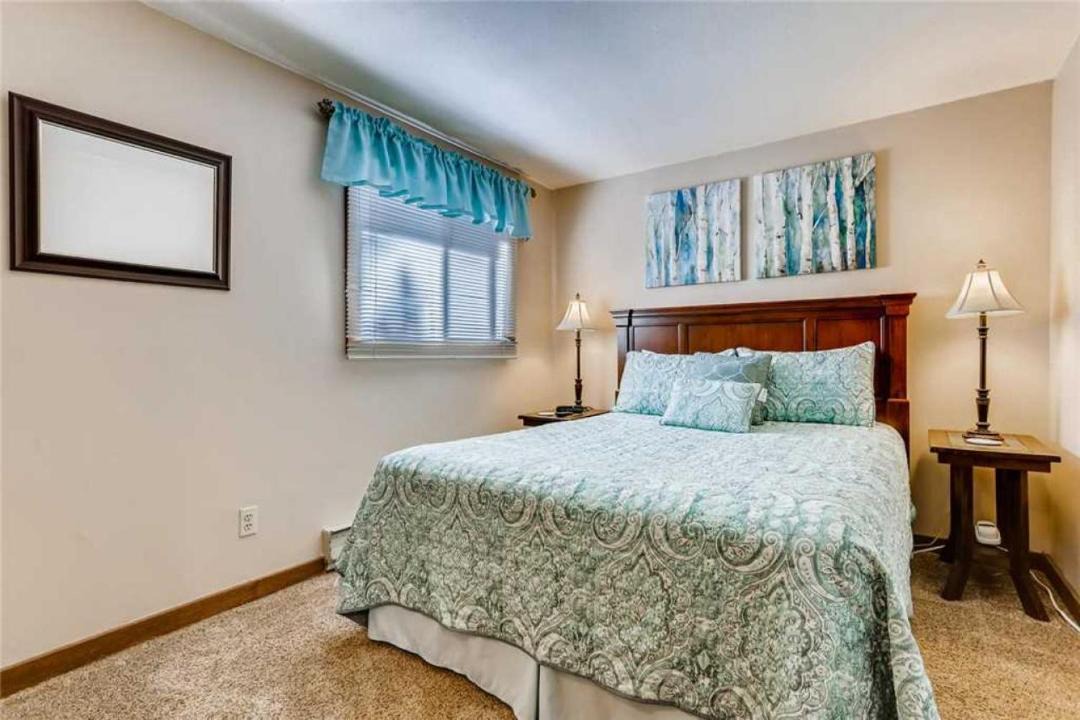 Photo of Bedroom in Woodmoor
