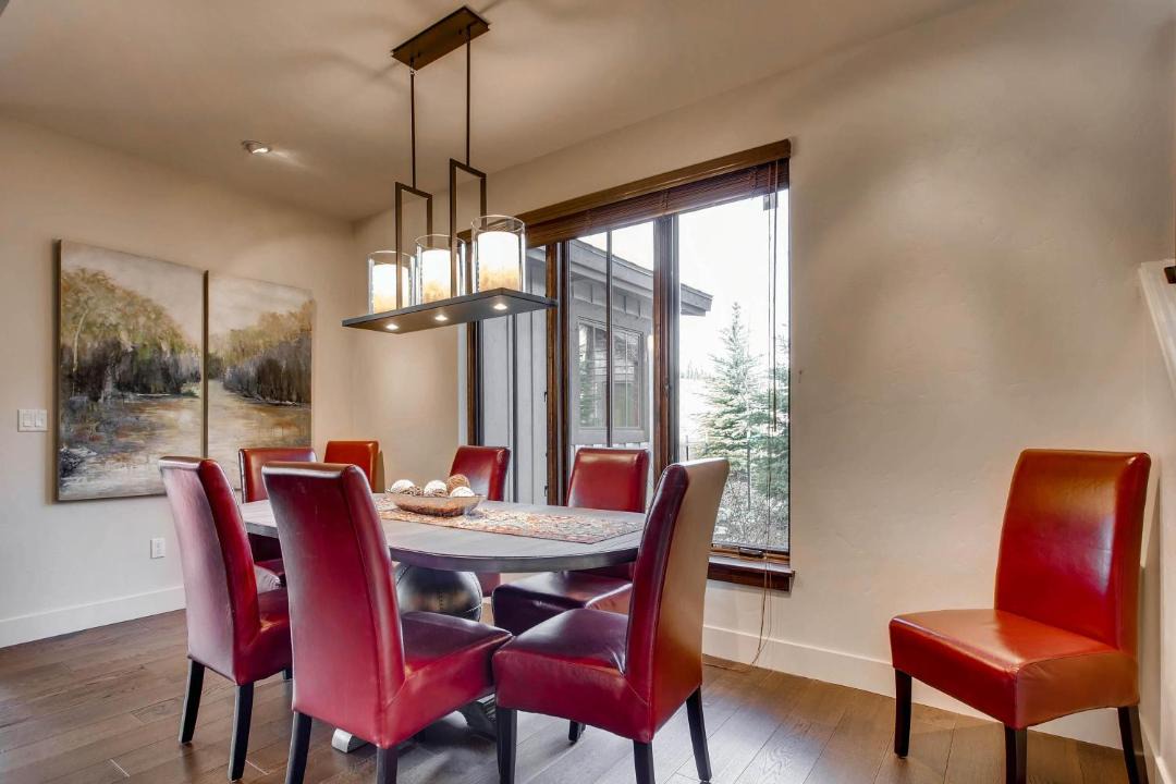 Photo of Livingroom in Fairmount On The River