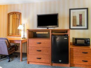 Photo of Bedroom in Southeast Colorado Springs