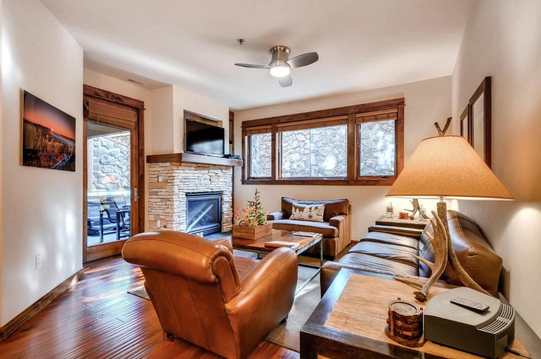 Photo of Livingroom in Four O'Clock