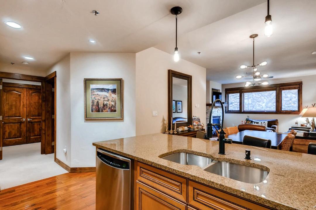 Photo of Livingroom in Four O'Clock